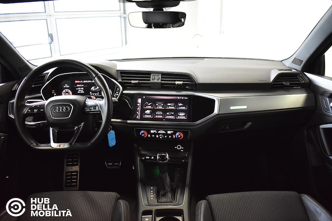 AUDI Q3 SPB 35 TDI S tronic S line edition